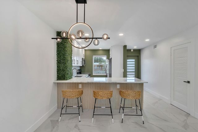 9818 Marina Blvd 1225, Boca Raton, FL 33428