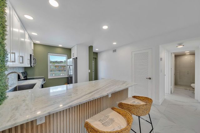 9818 Marina Blvd 1225, Boca Raton, FL 33428