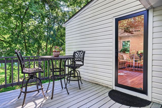 27 Anpell Drive, Scarsdale, NY 10583