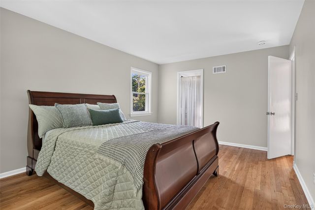 27 Anpell Drive, Scarsdale, NY 10583