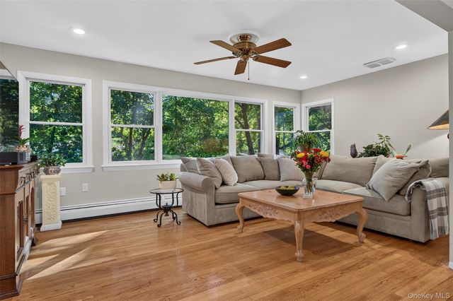 27 Anpell Drive, Scarsdale, NY 10583