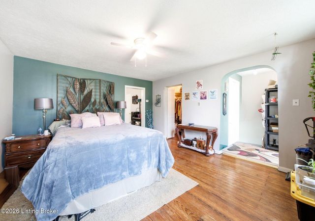 3031-3033 Wirth Ave, Louisville, KY 40217