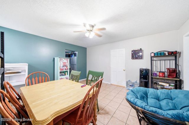 3031-3033 Wirth Ave, Louisville, KY 40217