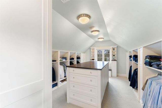 45 Griffen Avenue, Scarsdale, NY 10583