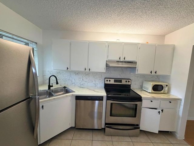 1244 S Military Trail 724, Deerfield Beach, FL 33442