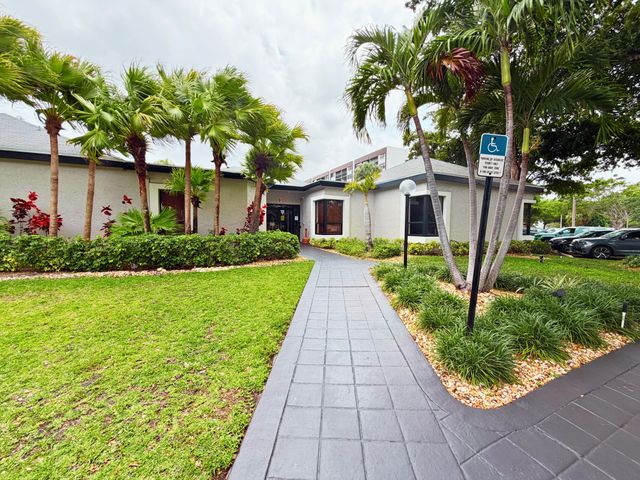 1244 S Military Trail 724, Deerfield Beach, FL 33442