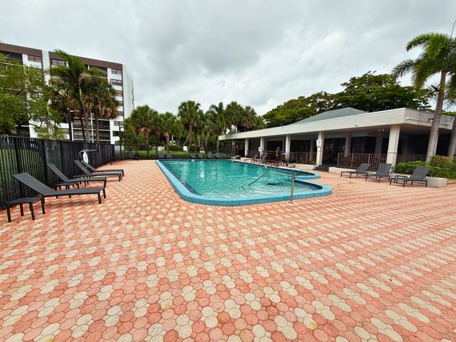 1244 S Military Trail 724, Deerfield Beach, FL 33442