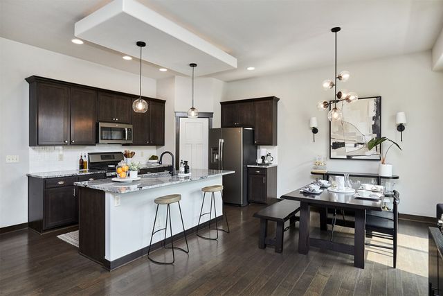 9710 Alderwood Drive, West Des Moines, IA 50266