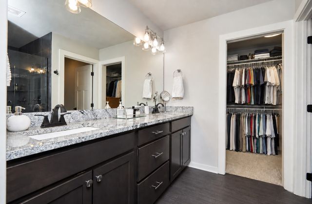 9710 Alderwood Drive, West Des Moines, IA 50266