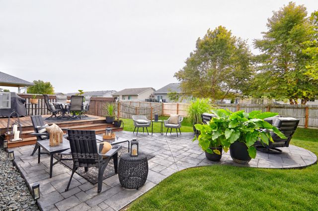 9710 Alderwood Drive, West Des Moines, IA 50266