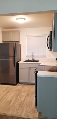 8130 Sunrise Lakes Blvd 206, Sunrise, FL 33322