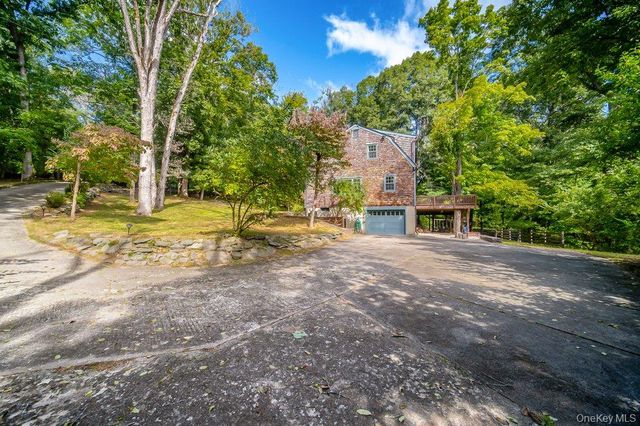 57 Forest View Road, Wappingers Falls, NY 12590