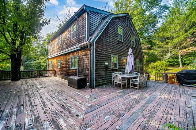 57 Forest View Road, Wappingers Falls, NY 12590