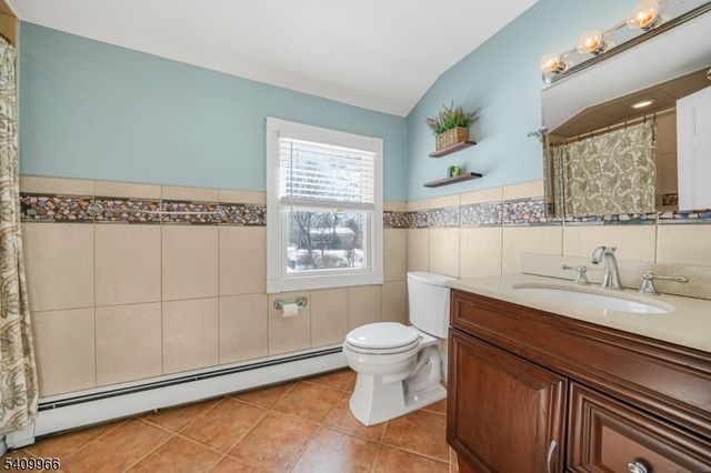 10 Stuart Ct, Montville Twp., NJ 07058