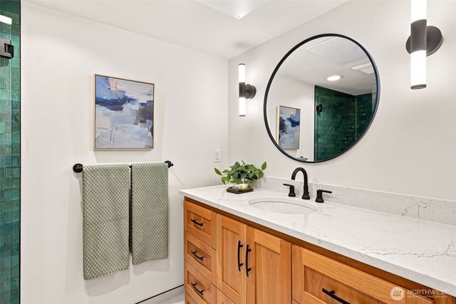 4117 Eastern Avenue N, Seattle, WA 98103
