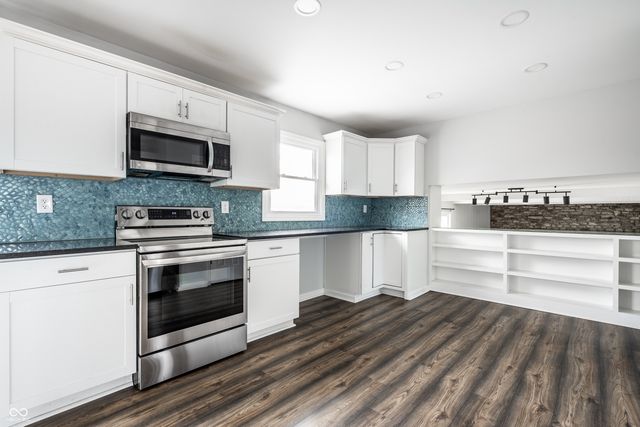 7014 Montroff Circle, Indianapolis, IN 46256