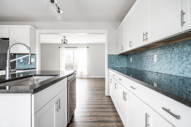 7014 Montroff Circle, Indianapolis, IN 46256