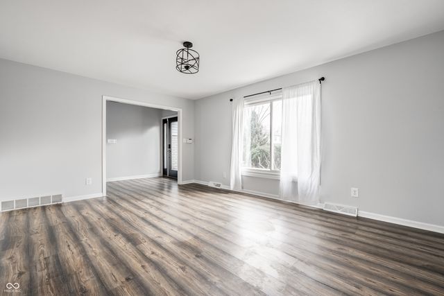 7014 Montroff Circle, Indianapolis, IN 46256