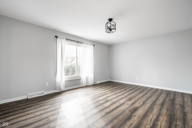 7014 Montroff Circle, Indianapolis, IN 46256