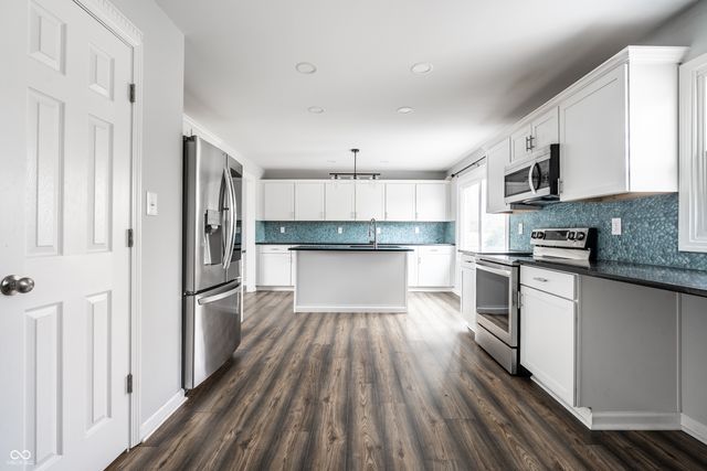 7014 Montroff Circle, Indianapolis, IN 46256