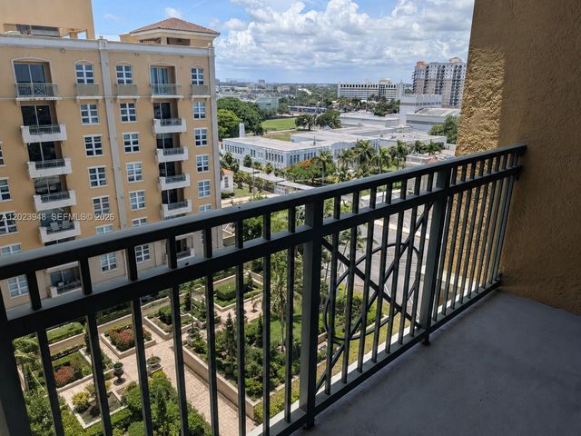 403 S Sapodilla Ave 803, West Palm Beach, FL 33401