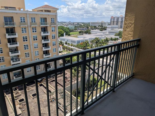 403 S Sapodilla Ave 803, West Palm Beach, FL 33401