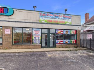 6047 W Addison Street, Chicago, IL 60634