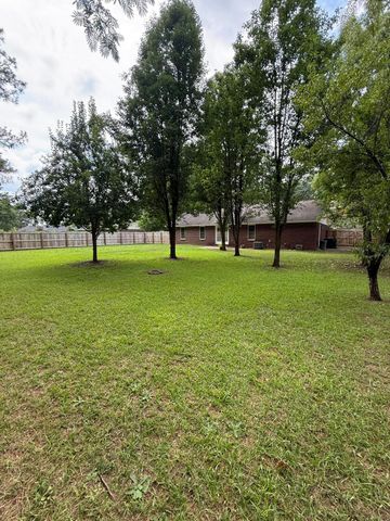 2710 Genoa Drive, Sumter, SC 29153