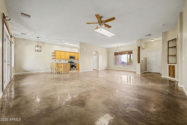 25645 W BLUE SKY Drive, Wittmann, AZ 85361