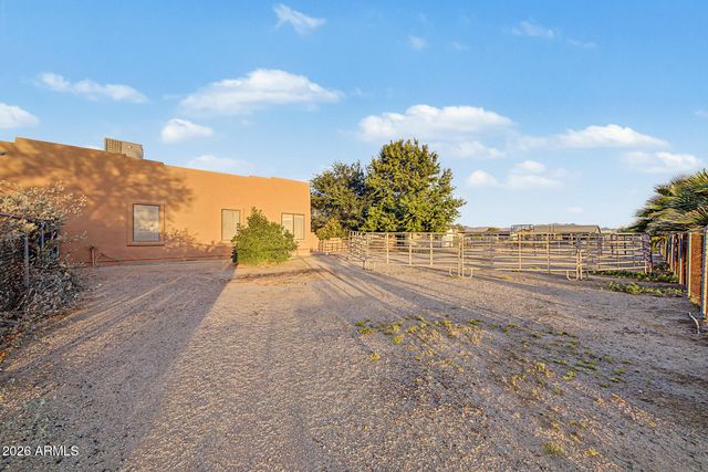 25645 W BLUE SKY Drive, Wittmann, AZ 85361
