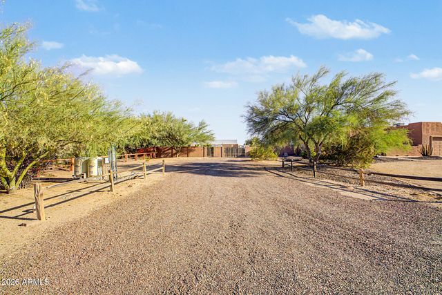 25645 W BLUE SKY Drive, Wittmann, AZ 85361