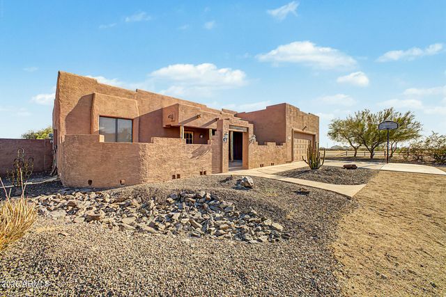 25645 W BLUE SKY Drive, Wittmann, AZ 85361