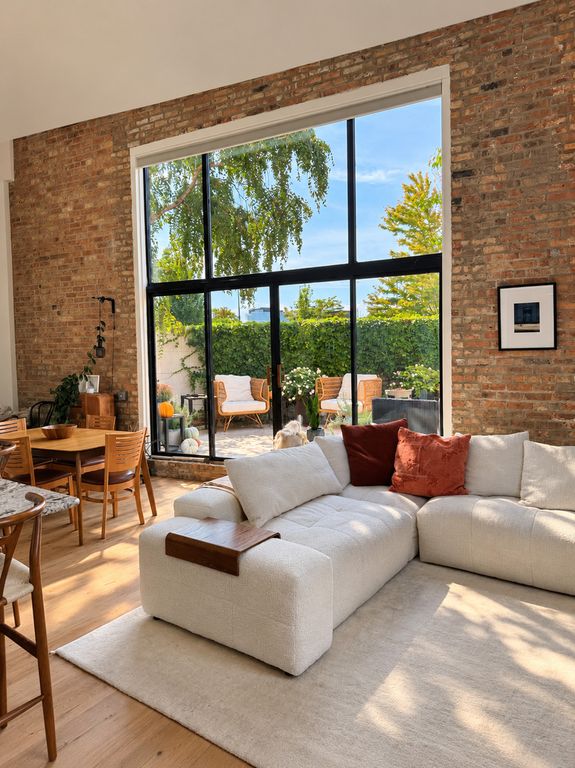 2614 N Clybourn Avenue 115, Chicago, IL 60614 — photo 2