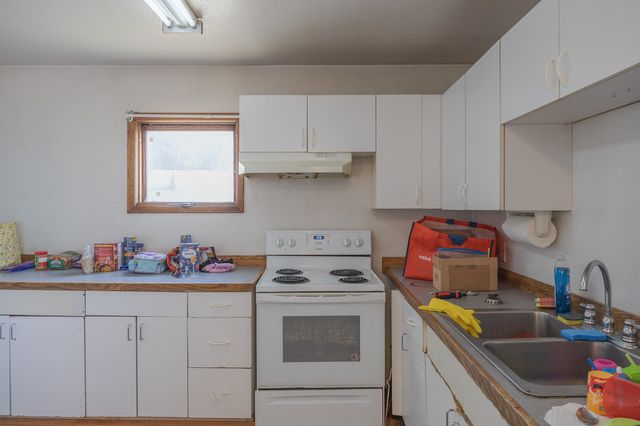 750 17TH AVENUE, Fairbanks, AK 99701