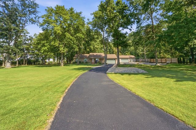 7424 Morrow Cozaddale Road, Hamilton Twp, OH 45152