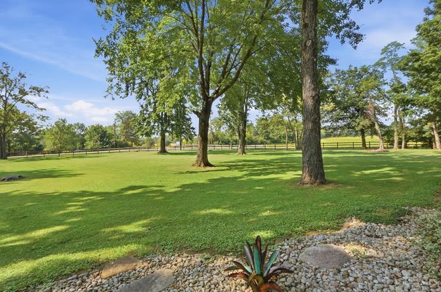 7424 Morrow Cozaddale Road, Hamilton Twp, OH 45152