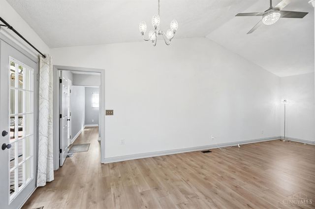 7424 Morrow Cozaddale Road, Hamilton Twp, OH 45152
