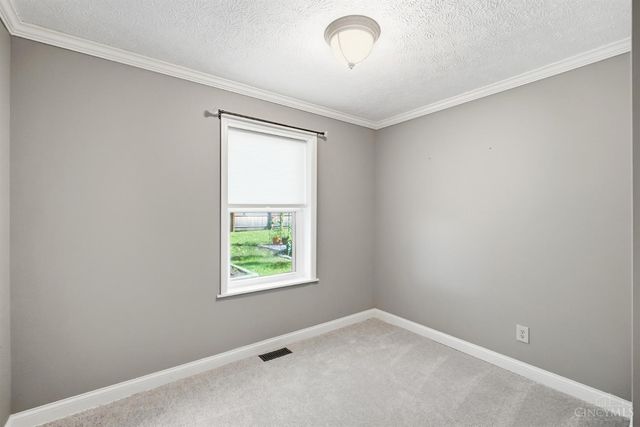 7424 Morrow Cozaddale Road, Hamilton Twp, OH 45152
