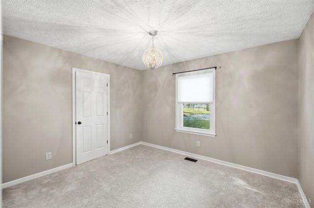 7424 Morrow Cozaddale Road, Hamilton Twp, OH 45152