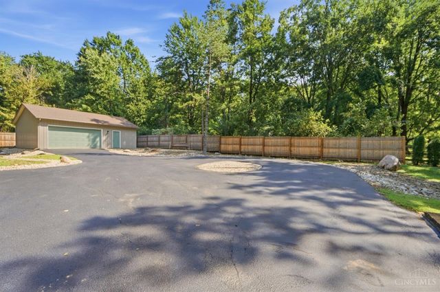 7424 Morrow Cozaddale Road, Hamilton Twp, OH 45152