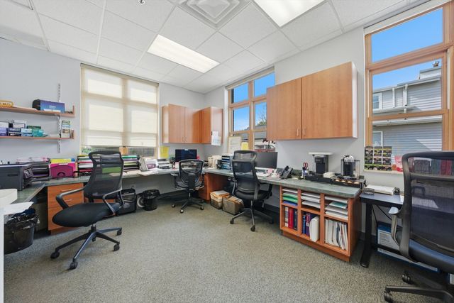 828 N Cass Avenue 1B, Westmont, IL 60559