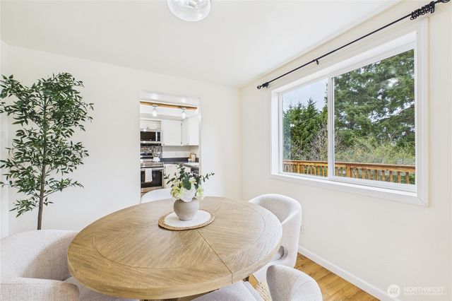 19975 Stavanger Place NE, Poulsbo, WA 98370