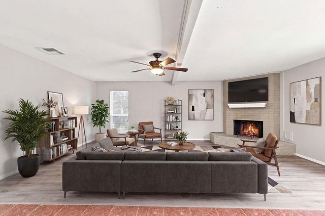 15706 Cavendish Drive, Houston, TX 77059