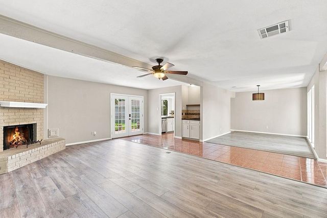 15706 Cavendish Drive, Houston, TX 77059