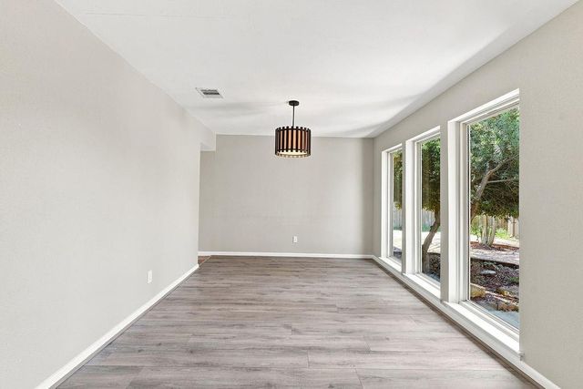 15706 Cavendish Drive, Houston, TX 77059