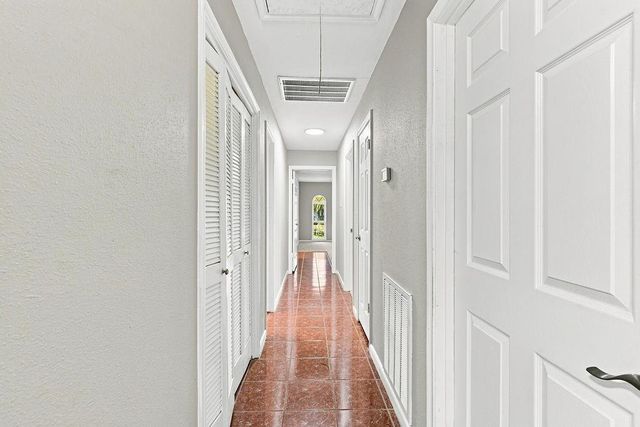 15706 Cavendish Drive, Houston, TX 77059