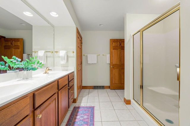 1227 W Sherman AVENUE, Fort Atkinson, WI 53538