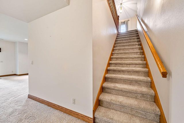 1227 W Sherman AVENUE, Fort Atkinson, WI 53538