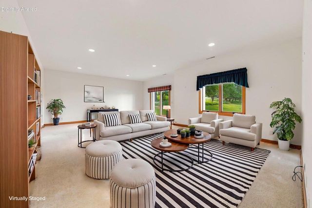 1227 W Sherman AVENUE, Fort Atkinson, WI 53538
