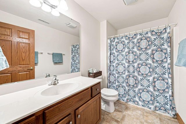 1227 W Sherman AVENUE, Fort Atkinson, WI 53538
